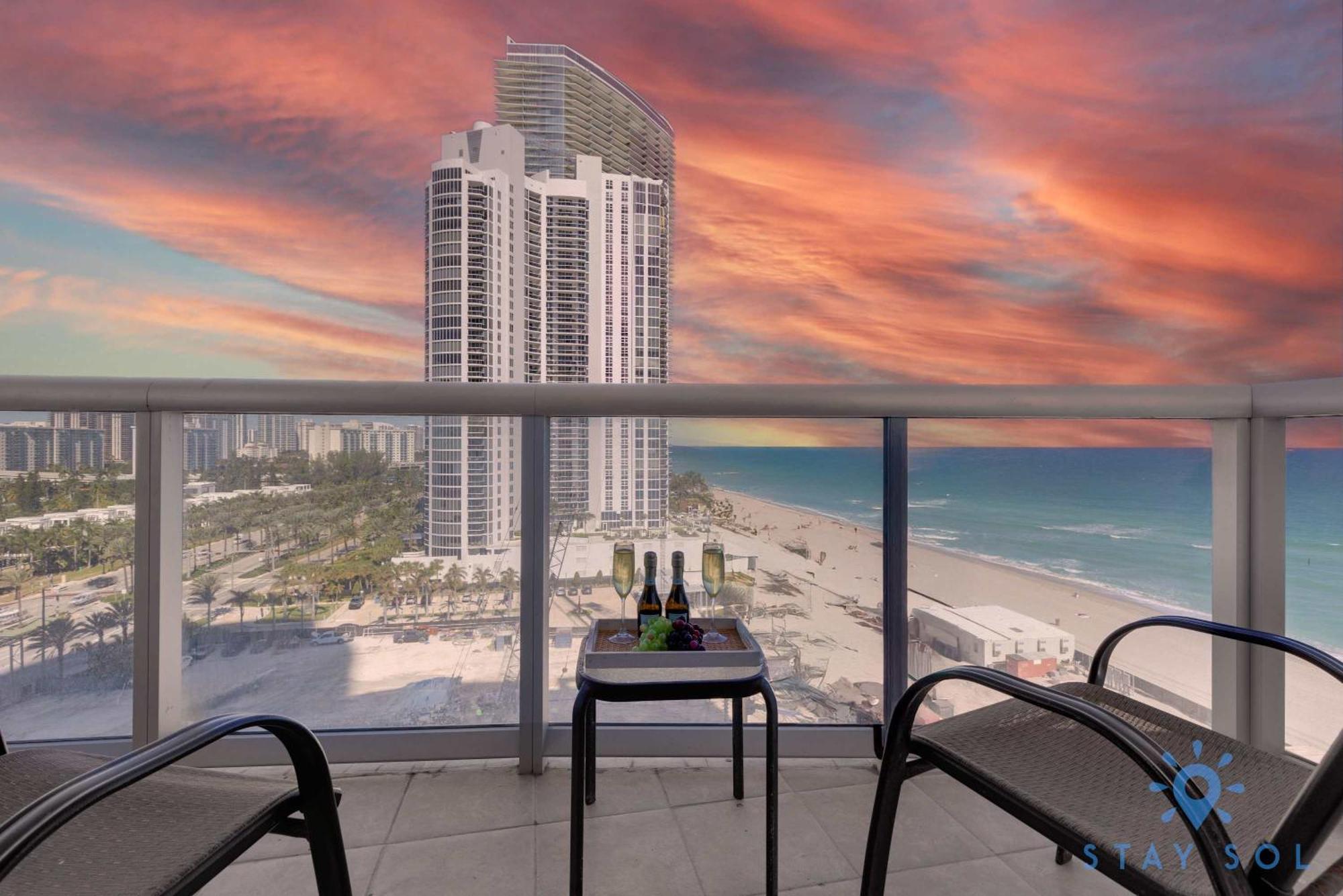 Beachfront Resort - Pool - Ocean View Balcony- Gym Miami Beach Exterior foto
